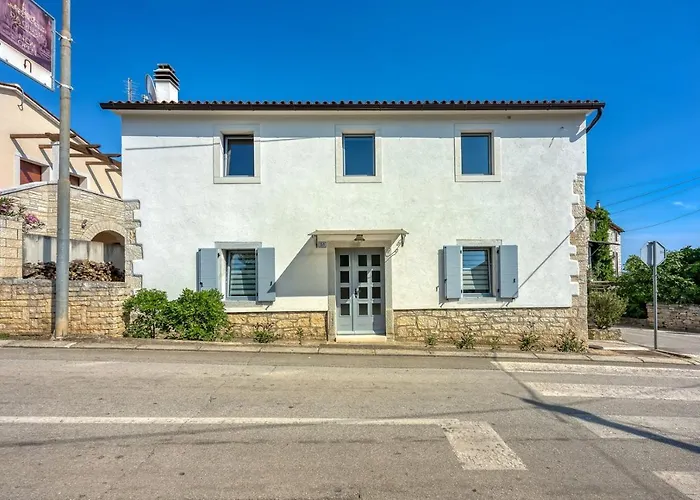 Dvi Ladonje Vikendica *