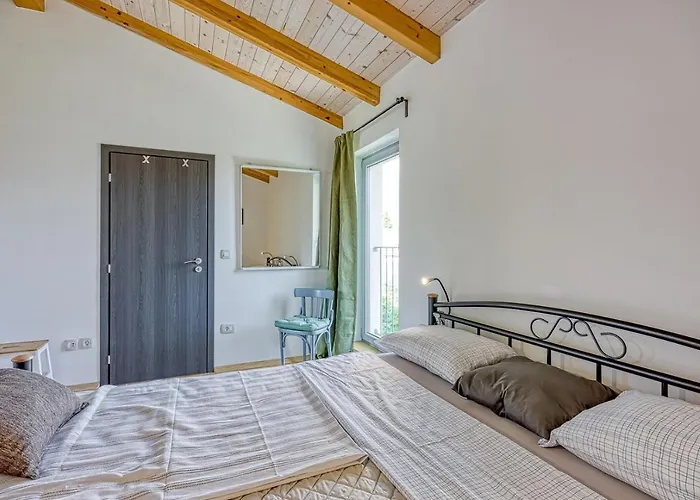 Vikendica Dvi Ladonje